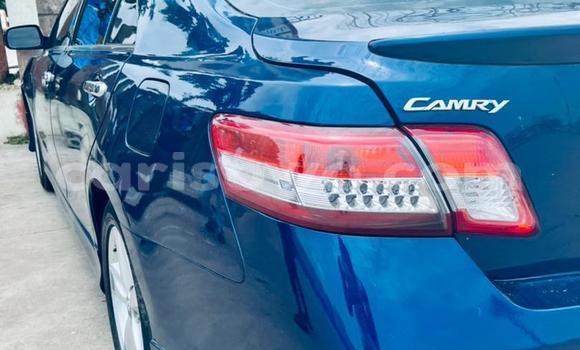 Ra Àlòkù Toyota Camry Blue Ọkọ̀ in Cotonou ni Benin Ra Àlòkù Toyota Camry Blue Ọkọ̀ in Cotonou ni Benin