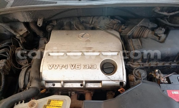 Ra Àlòkù Lexus RX 330 funfun Ọkọ̀ in Cotonou ni Benin Ra Àlòkù Lexus RX 330 funfun Ọkọ̀ in Cotonou ni Benin