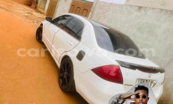 Ra Àlòkù Honda Accord funfun Ọkọ̀ in Cotonou ni Benin Ra Àlòkù Honda Accord funfun Ọkọ̀ in Cotonou ni Benin
