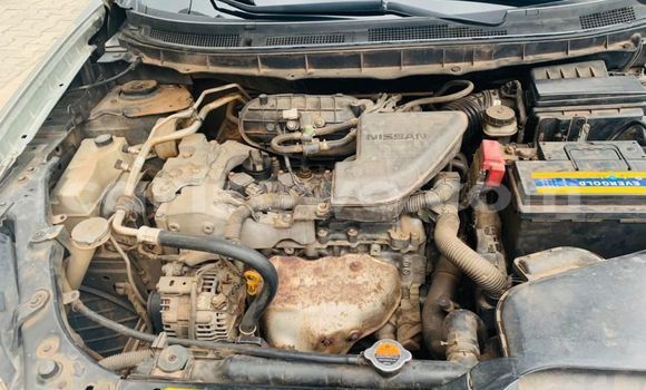 Ra Àlòkù Nissan Rogue Silver Ọkọ̀ in Cotonou ni Benin Ra Àlòkù Nissan Rogue Silver Ọkọ̀ in Cotonou ni Benin