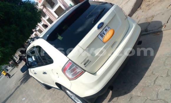 Ra Àlòkù Ford Edge funfun Ọkọ̀ in Abomey Calavi ni Benin Ra Àlòkù Ford Edge funfun Ọkọ̀ in Abomey Calavi ni Benin