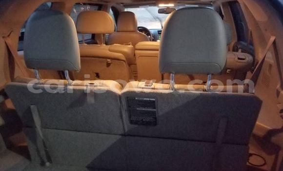 Ra Àlòkù Toyota Highlander funfun Ọkọ̀ in Cotonou ni Benin Ra Àlòkù Toyota Highlander funfun Ọkọ̀ in Cotonou ni Benin