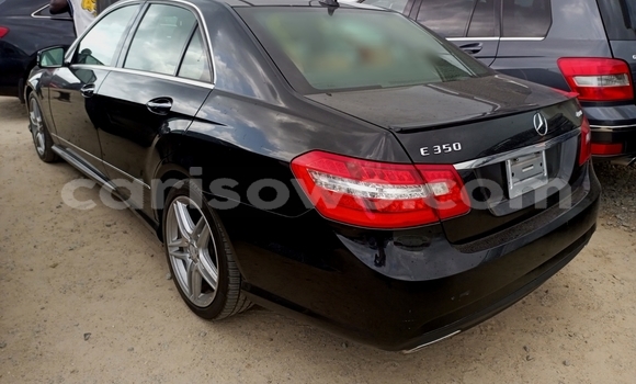 Sayi Na hannu Mercedes-Benz E-Classe Black Mota in Cotonou a Benin Sayi Na hannu Mercedes-Benz E-Classe Black Mota in Cotonou a Benin