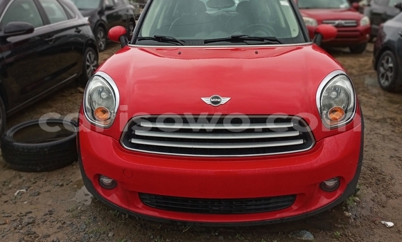 Sayi Na hannu MINI Countryman Red Mota in Cotonou a Benin