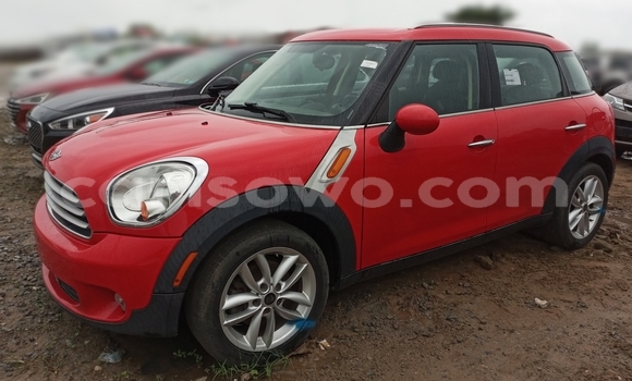 Acheter Occasion Voiture MINI Countryman Rouge à Cotonou, Benin Acheter Occasion Voiture MINI Countryman Rouge à Cotonou, Benin