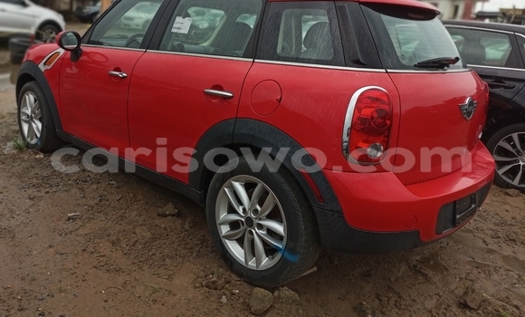 Acheter Occasion Voiture MINI Countryman Rouge à Cotonou, Benin Acheter Occasion Voiture MINI Countryman Rouge à Cotonou, Benin