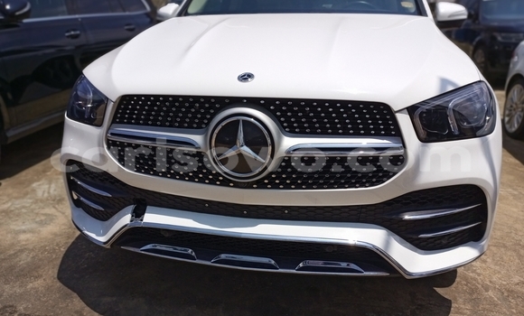 Acheter Occasion Voiture Mercedes-Benz GLE Blanc à Cotonou, Benin