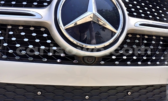 Ra Àlòkù Mercedes-Benz GLE funfun Ọkọ̀ in Cotonou ni Benin Ra Àlòkù Mercedes-Benz GLE funfun Ọkọ̀ in Cotonou ni Benin