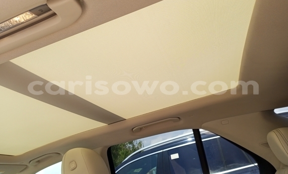 Ra Àlòkù Mercedes-Benz GLE funfun Ọkọ̀ in Cotonou ni Benin Ra Àlòkù Mercedes-Benz GLE funfun Ọkọ̀ in Cotonou ni Benin