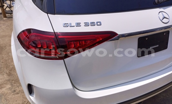 Ra Àlòkù Mercedes-Benz GLE funfun Ọkọ̀ in Cotonou ni Benin Ra Àlòkù Mercedes-Benz GLE funfun Ọkọ̀ in Cotonou ni Benin