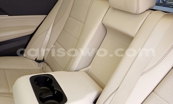 Ra Àlòkù Mercedes-Benz GLE funfun Ọkọ̀ in Cotonou ni Benin Ra Àlòkù Mercedes-Benz GLE funfun Ọkọ̀ in Cotonou ni Benin