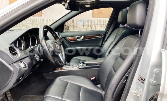 Ra Àlòkù Mercedes-Benz C–Class Silver Ọkọ̀ in Cotonou ni Benin Ra Àlòkù Mercedes-Benz C–Class Silver Ọkọ̀ in Cotonou ni Benin