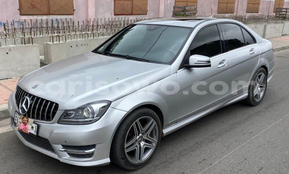 Ra Àlòkù Mercedes-Benz C–Class Silver Ọkọ̀ in Cotonou ni Benin Ra Àlòkù Mercedes-Benz C–Class Silver Ọkọ̀ in Cotonou ni Benin