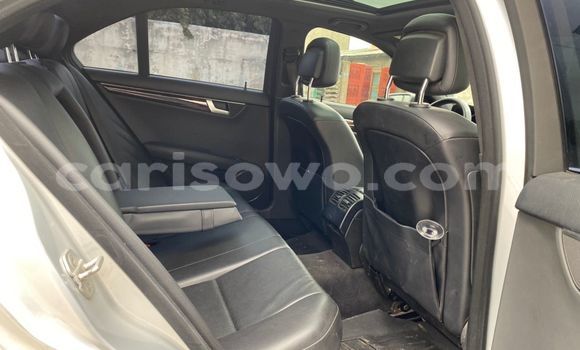 Ra Àlòkù Mercedes-Benz C–Class Silver Ọkọ̀ in Cotonou ni Benin Ra Àlòkù Mercedes-Benz C–Class Silver Ọkọ̀ in Cotonou ni Benin