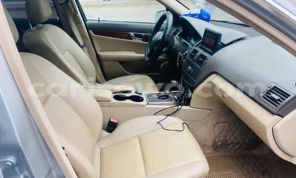 Ra Àlòkù Mercedes-Benz C–Class Silver Ọkọ̀ in Cotonou ni Benin Ra Àlòkù Mercedes-Benz C–Class Silver Ọkọ̀ in Cotonou ni Benin