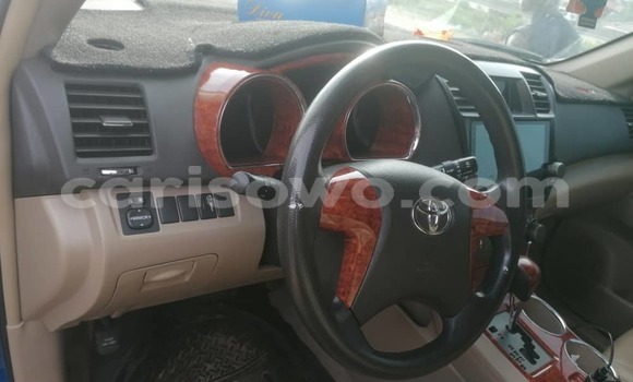 Ra Àlòkù Toyota Highlander Blue Ọkọ̀ in Abomey Calavi ni Benin Ra Àlòkù Toyota Highlander Blue Ọkọ̀ in Abomey Calavi ni Benin