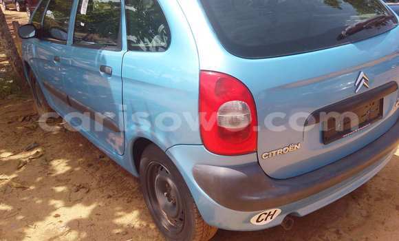 Sayi Na hannu Citroen Xsara Blue Mota in Porto Novo a Benin Sayi Na hannu Citroen Xsara Blue Mota in Porto Novo a Benin