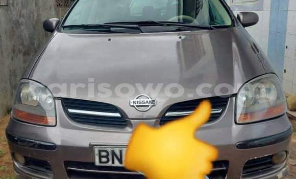 Buy Used Nissan Tino Brown Car in Cotonou in Benign