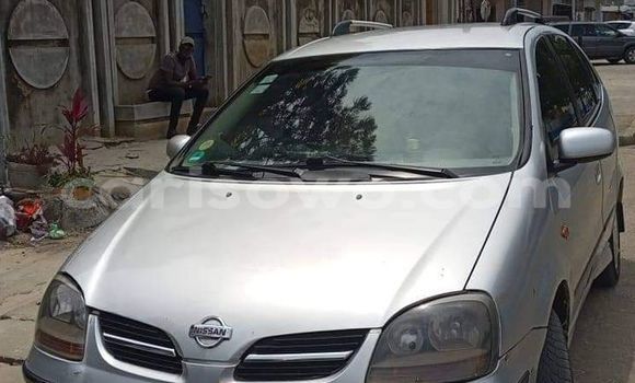 Acheter Occasion Voiture Nissan Tino Gris à Cotonou, Benin