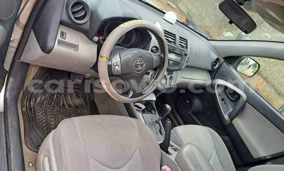 Ra Àlòkù Toyota RAV4 Silver Ọkọ̀ in Cotonou ni Benin Ra Àlòkù Toyota RAV4 Silver Ọkọ̀ in Cotonou ni Benin