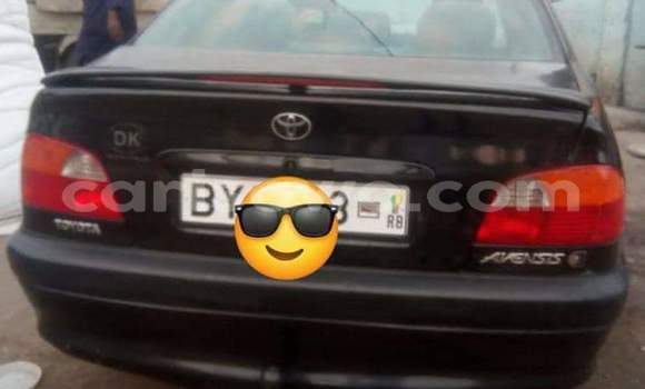 Sayi Na hannu Toyota Avensis Black Mota in Cotonou a Benin Sayi Na hannu Toyota Avensis Black Mota in Cotonou a Benin