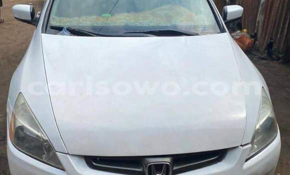 Sayi Na hannu Honda Accord White Mota in Cotonou a Benin Sayi Na hannu Honda Accord White Mota in Cotonou a Benin
