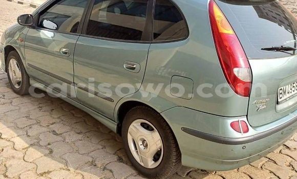 Ra Àlòkù Nissan Almera Alawọ ewe Ọkọ̀ in Cotonou ni Benin