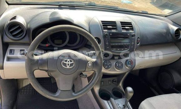 Sayi Na hannu Toyota RAV4 Black Mota in Cotonou a Benin Sayi Na hannu Toyota RAV4 Black Mota in Cotonou a Benin