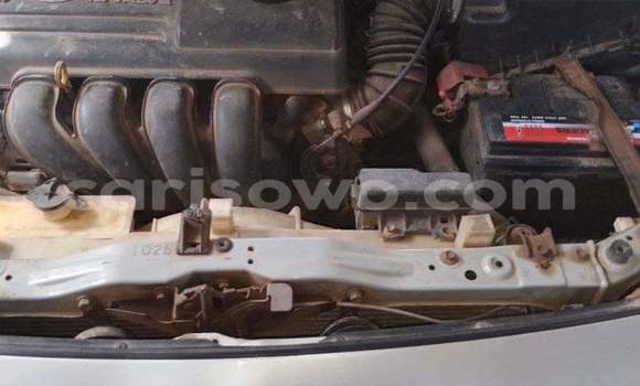 Sayi Na hannu Toyota Avensis Azurfa Mota in Cotonou a Benin Sayi Na hannu Toyota Avensis Azurfa Mota in Cotonou a Benin