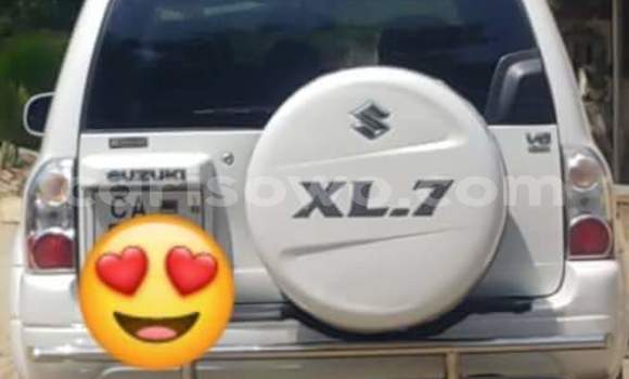 Ra Àlòkù Suzuki Grand Vitara funfun Ọkọ̀ in Cotonou ni Benin Ra Àlòkù Suzuki Grand Vitara funfun Ọkọ̀ in Cotonou ni Benin