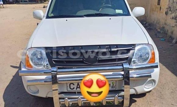 Ra Àlòkù Suzuki Grand Vitara funfun Ọkọ̀ in Cotonou ni Benin Ra Àlòkù Suzuki Grand Vitara funfun Ọkọ̀ in Cotonou ni Benin