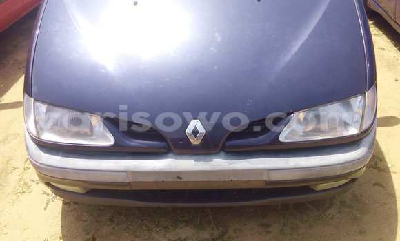 Sayi Na hannu Renault Megane Blue Mota in Porto Novo a Benin Sayi Na hannu Renault Megane Blue Mota in Porto Novo a Benin