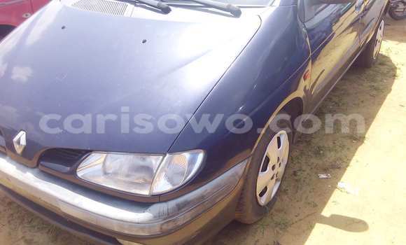 Sayi Na hannu Renault Megane Blue Mota in Porto Novo a Benin Sayi Na hannu Renault Megane Blue Mota in Porto Novo a Benin