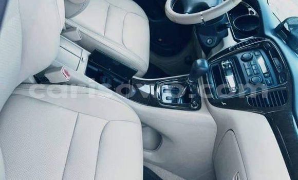 Sayi Na hannu Toyota Highlander Azurfa Mota in Cotonou a Benin Sayi Na hannu Toyota Highlander Azurfa Mota in Cotonou a Benin