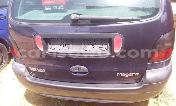 Sayi Na hannu Renault Megane Blue Mota in Porto Novo a Benin Sayi Na hannu Renault Megane Blue Mota in Porto Novo a Benin