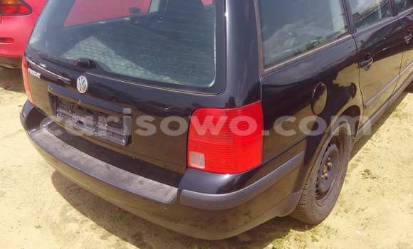 Acheter Occasion Voiture Volkswagen Passat Noir à Porto Novo au Benin Acheter Occasion Voiture Volkswagen Passat Noir à Porto Novo au Benin