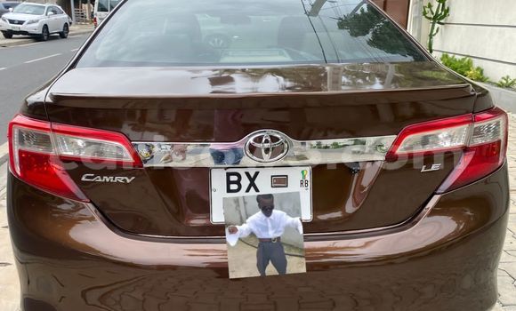 Ra Àlòkù Toyota Camry (Japan) Red Ọkọ̀ in Cotonou ni Benin Ra Àlòkù Toyota Camry (Japan) Red Ọkọ̀ in Cotonou ni Benin