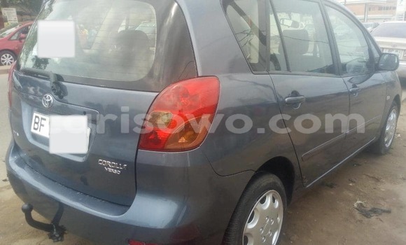 Ra Àlòkù Toyota Corolla Verso Blue Ọkọ̀ in Cotonou ni Benin