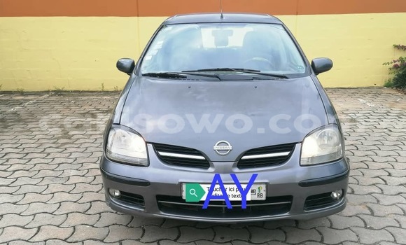 Acheter Occasion Voiture Nissan Almera Tino Marron à Cotonou, Benin