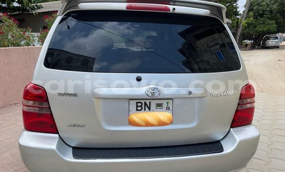 Buy Used Toyota Highlander Silver Car in Cotonou in Benign Buy Used Toyota Highlander Silver Car in Cotonou in Benign