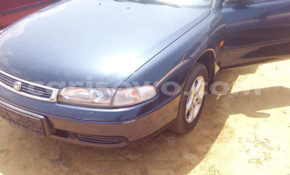 Sayi Na hannu Mazda 626 Blue Mota in Porto Novo a Benin Sayi Na hannu Mazda 626 Blue Mota in Porto Novo a Benin