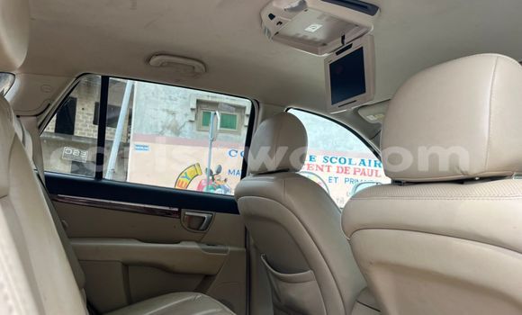 Sayi Na hannu Hyundai Santa Fe White Mota in Cotonou a Benin Sayi Na hannu Hyundai Santa Fe White Mota in Cotonou a Benin