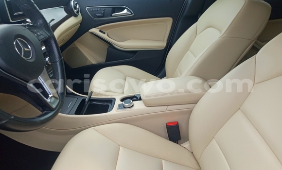 Acheter Occasion Voiture Mercedes-Benz CLA-klasse Blanc à Cotonou, Benin Acheter Occasion Voiture Mercedes-Benz CLA-klasse Blanc à Cotonou, Benin