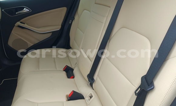 Acheter Occasion Voiture Mercedes-Benz CLA-klasse Blanc à Cotonou, Benin Acheter Occasion Voiture Mercedes-Benz CLA-klasse Blanc à Cotonou, Benin