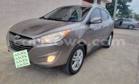 Acheter Occasion Voiture Hyundai Tucson Marron à Cotonou, Benin Acheter Occasion Voiture Hyundai Tucson Marron à Cotonou, Benin