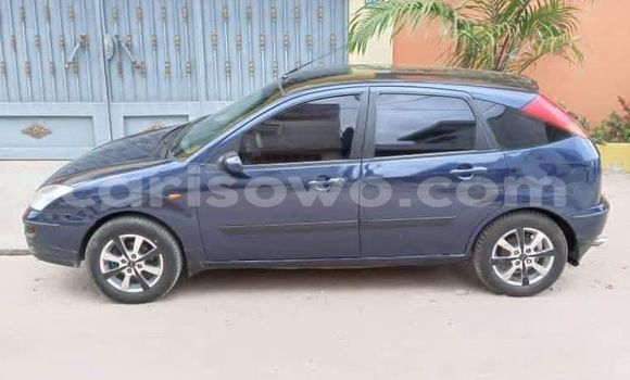Acheter Occasion Voiture Ford Focus Bleu à Cotonou, Benin Acheter Occasion Voiture Ford Focus Bleu à Cotonou, Benin
