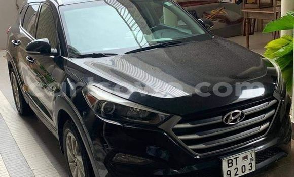Acheter Occasion Voiture Hyundai Tucson Noir à Cotonou, Benin Acheter Occasion Voiture Hyundai Tucson Noir à Cotonou, Benin