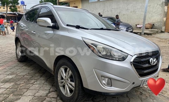 Buy Used Hyundai Tucson Silver Car in Cotonou in Benign Buy Used Hyundai Tucson Silver Car in Cotonou in Benign