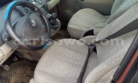 Sayi Na hannu Renault Scenic Red Mota in Cotonou a Benin Sayi Na hannu Renault Scenic Red Mota in Cotonou a Benin