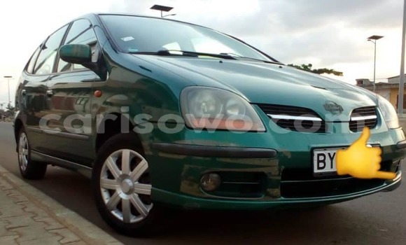 Ra Àlòkù Nissan Almera Alawọ ewe Ọkọ̀ in Cotonou ni Benin